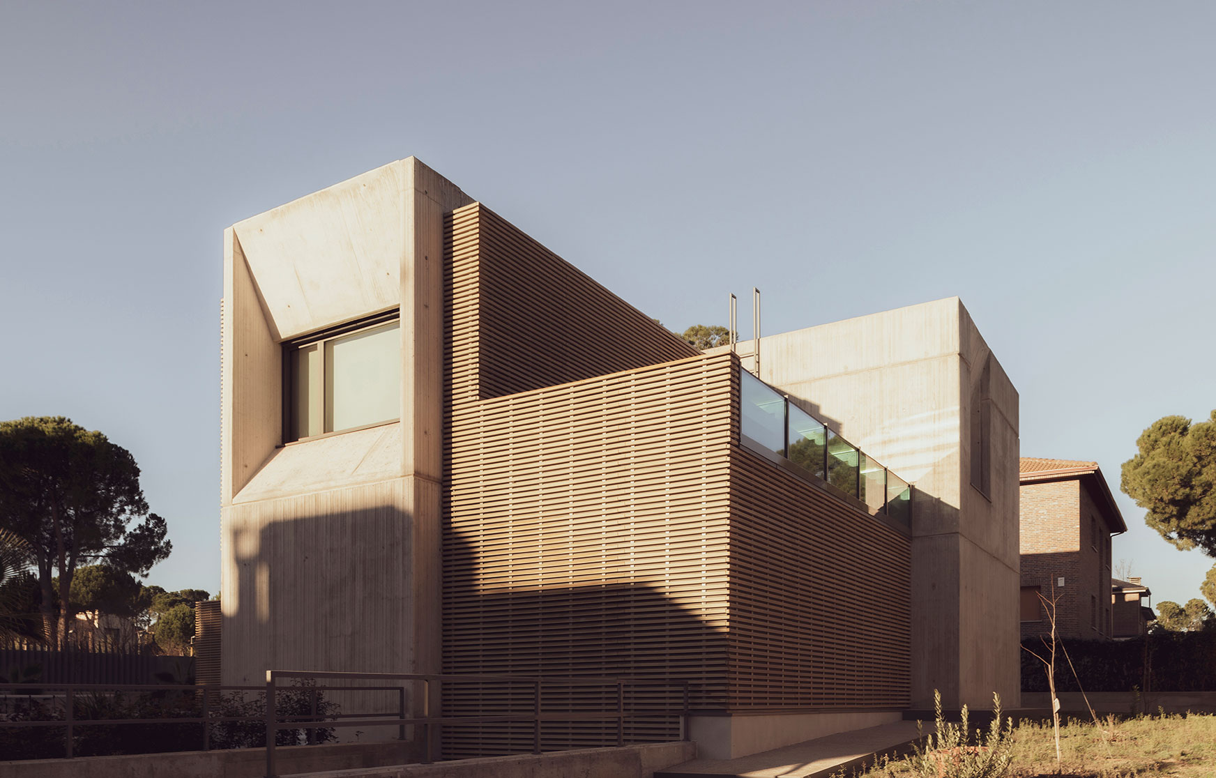 Contemporary Façade Annapurna